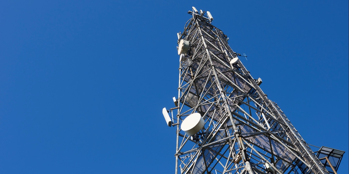 inspeção de torres de comunicação com drone — ES Engenharia